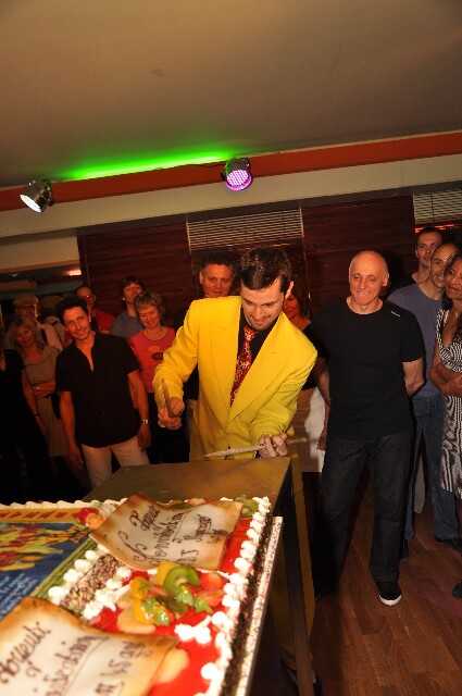 min 2009 05 06 cargo club 666